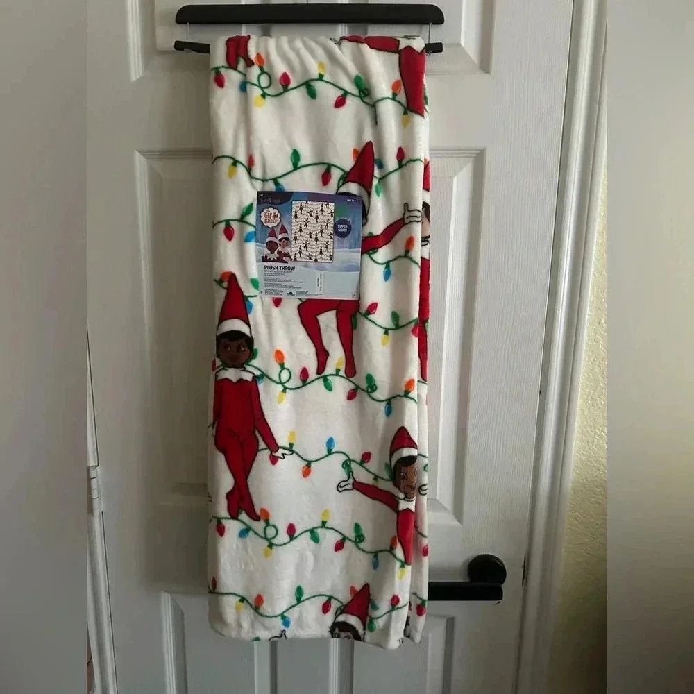 Christmas Elf on the Shelf Oversized Soft Plush Throw Blanket 50”x70” Lights NEW - Picture 1 of 3